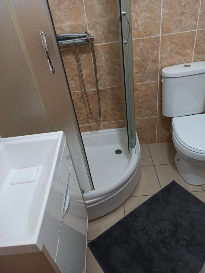 Appartement Ema Lux 3 à Novi Sad Extérieur photo